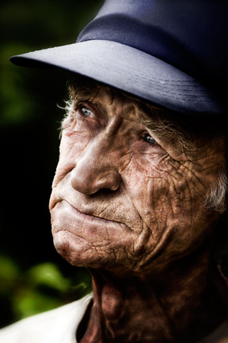 Dramatic Wrinkles Photoshop Tutorial